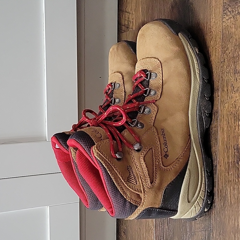 Columbia Boots